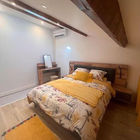 T2 Neuf Et Moderne Climatiser Avec Netflix Amazon Marselha Exterior foto
