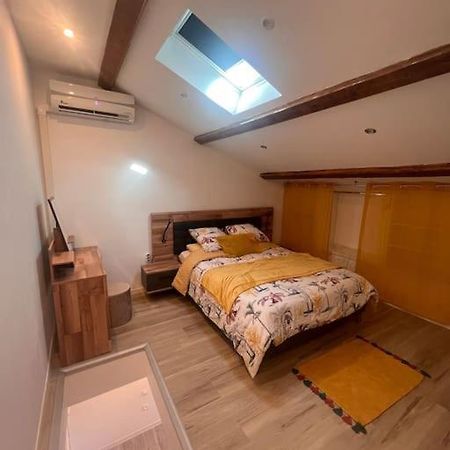 T2 Neuf Et Moderne Climatiser Avec Netflix Amazon Marselha Exterior foto